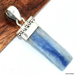 Pendentif en Cyanite bleue forme bâtonnet 