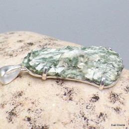 Pendentif Smaragdite Actinolite verte brute 