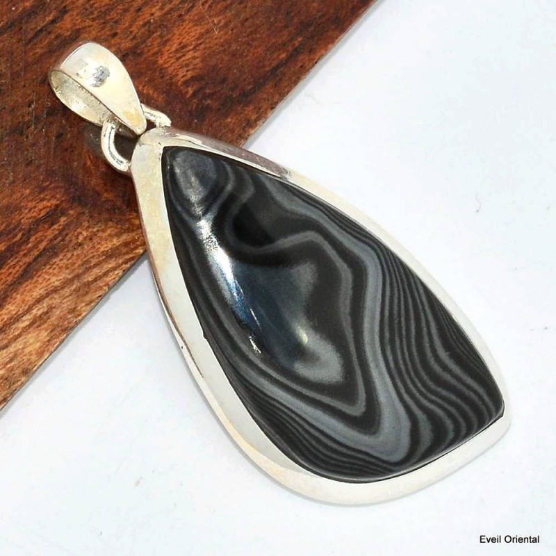 Pendentif Malachite noire asymétrique 