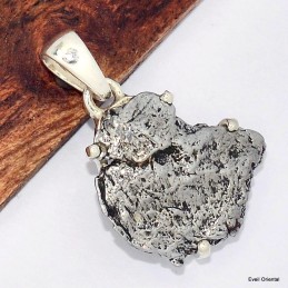 Pendentif meteorite Campo del Cielo serti clos 