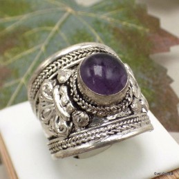 Bague tibétaine ornée d'une Améthyste Bagues tibétaines bouddhistes ABT26.2