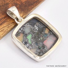 Pendentif carré Opale Ethiopienne sur Pyrite  