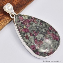 Gros pendentif goutte en Eudialyte 