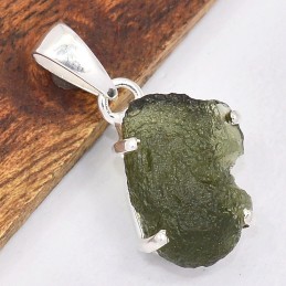 Pendentif authentique Moldavite serti griffes Bijoux en Moldavite SK17