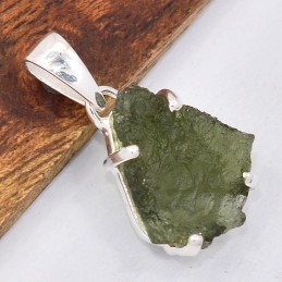 Pendentif authentique Moldavite serti griffes (2) Bijoux en Moldavite SK17.2