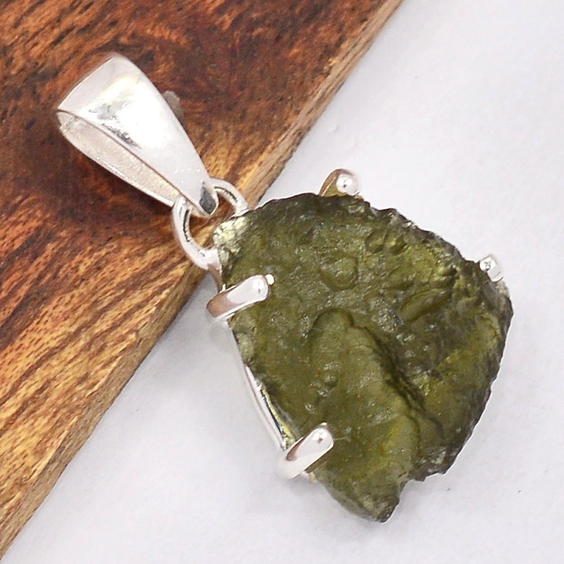 Authentique pendentif Moldavite grade AAA Bijoux en Moldavite SK17.7