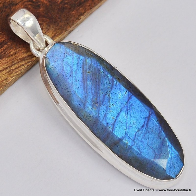 Somptueux pendentif en Labradorite bleue facettée Bijoux en Labradorite Bleue SK19