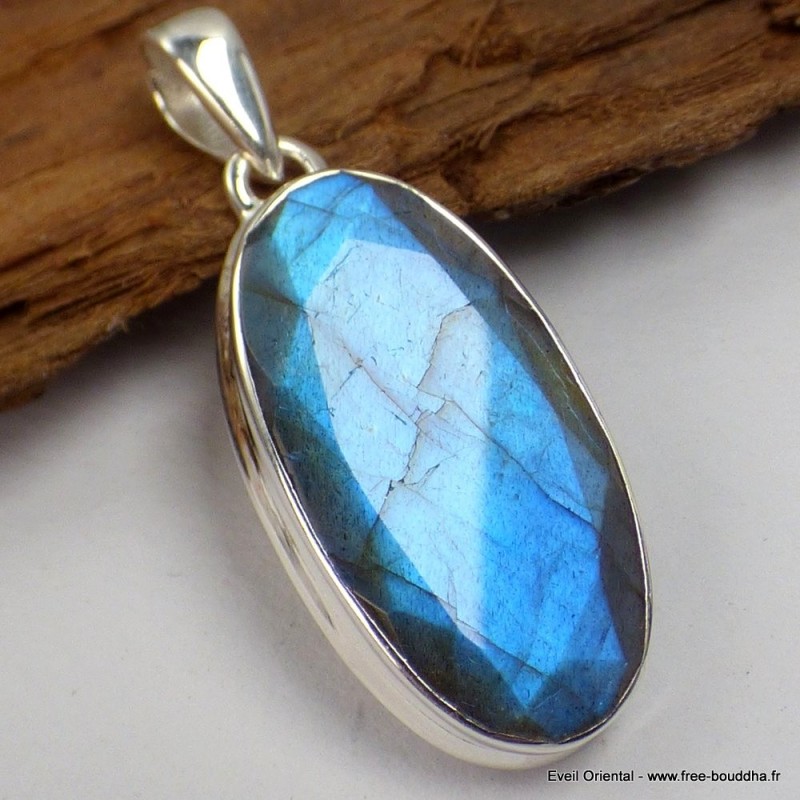 Pendentif oval Labradorite bleue grade AAA Bijoux en Labradorite Bleue SK19.6