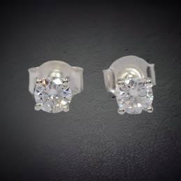 Clous d'oreilles Authentique Moissanite (très rare) 