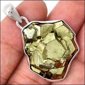 Pendentif pyrite doree