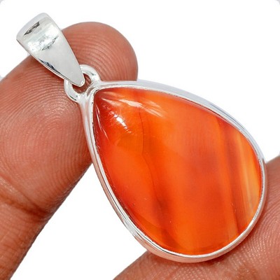 pendentif cornaline cabochon